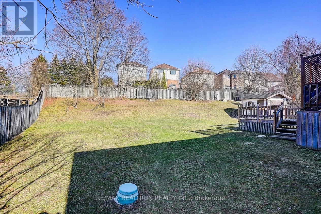 43 Kingsgate Crescent, East Gwillimbury, Ontario  L0G 1M0 - Photo 28 - N12968912