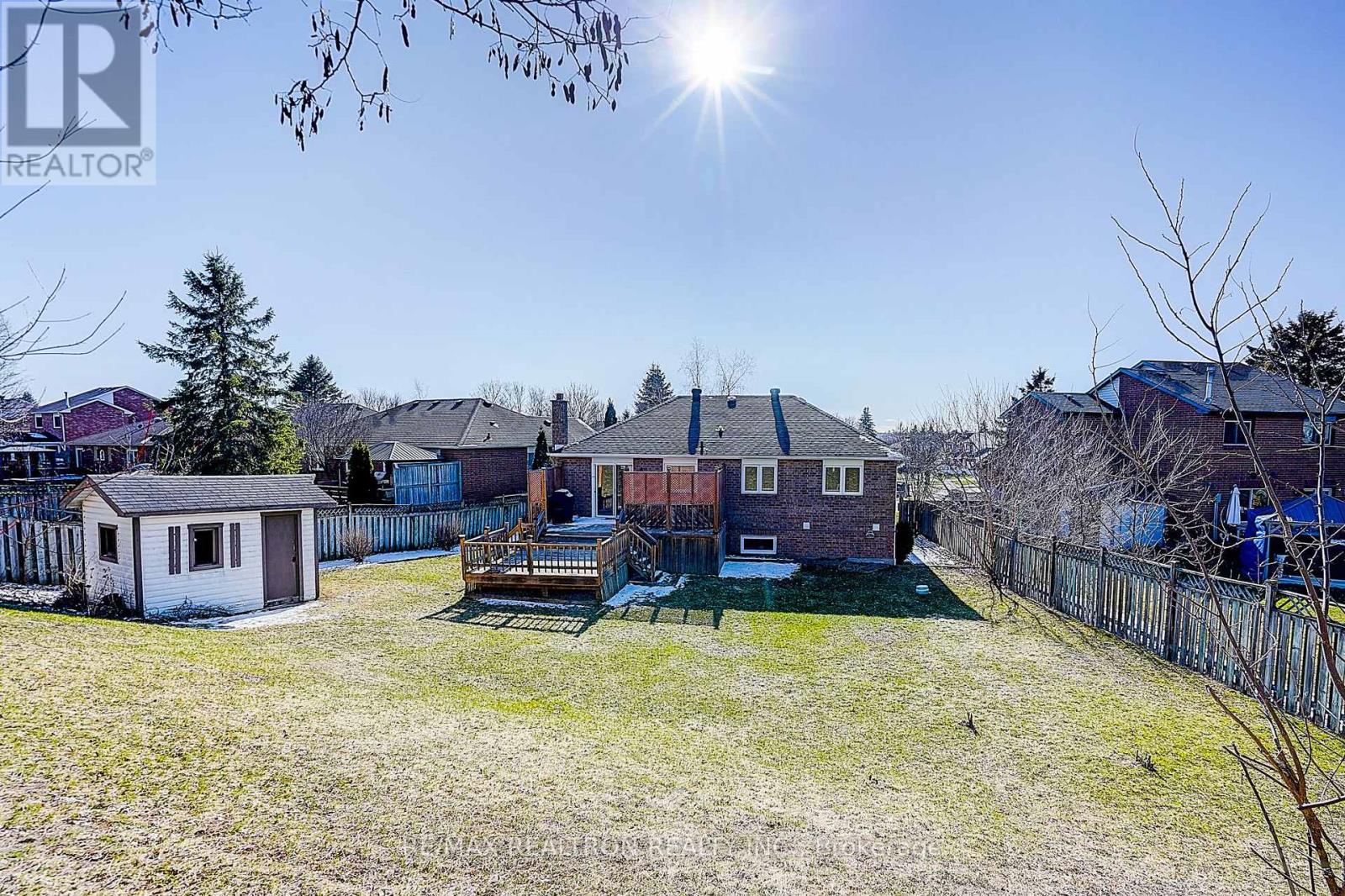 43 Kingsgate Crescent, East Gwillimbury, Ontario  L0G 1M0 - Photo 30 - N12968912