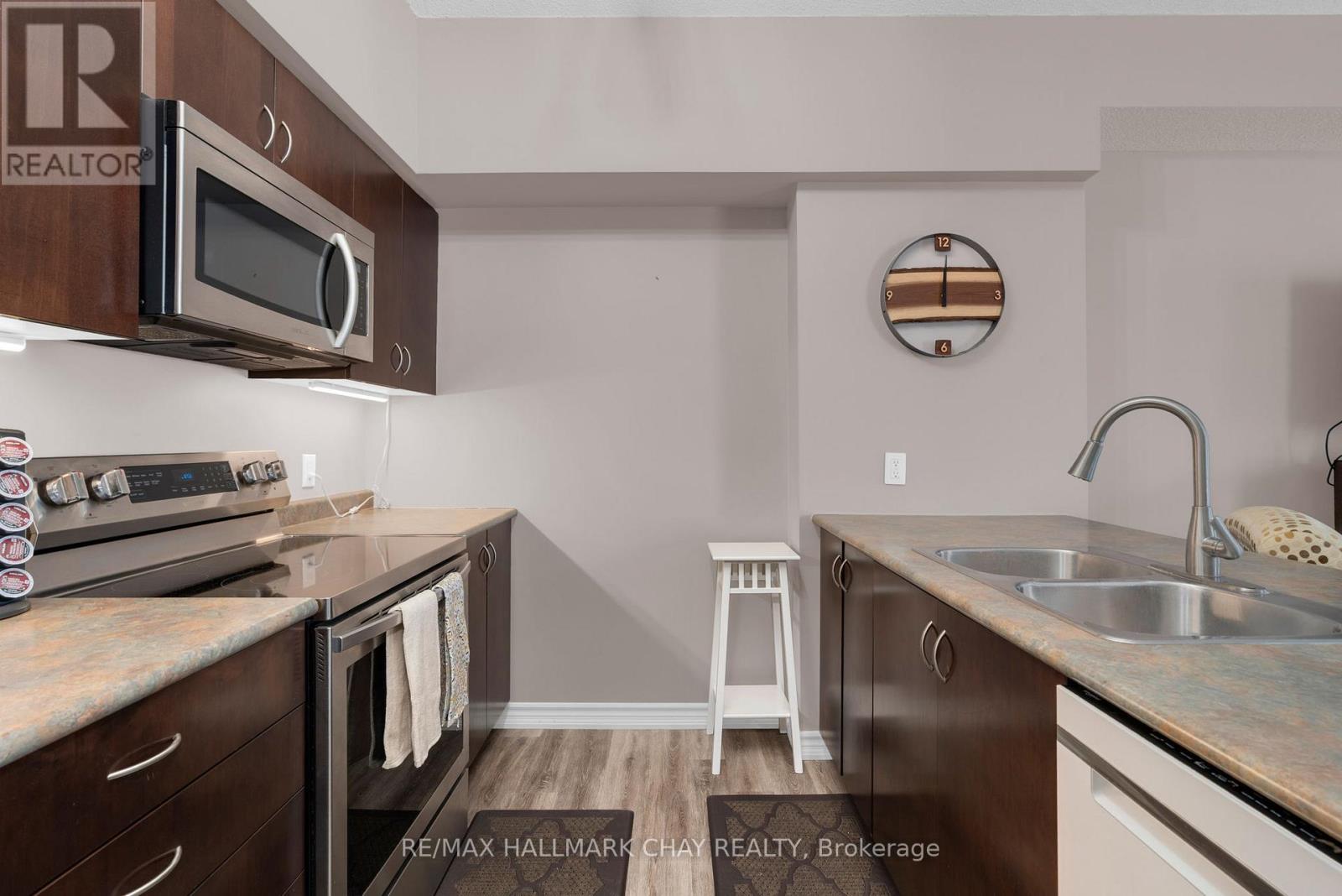 109 - 486 Laclie Street, Orillia, Ontario  L3V 4P9 - Photo 5 - S12968918