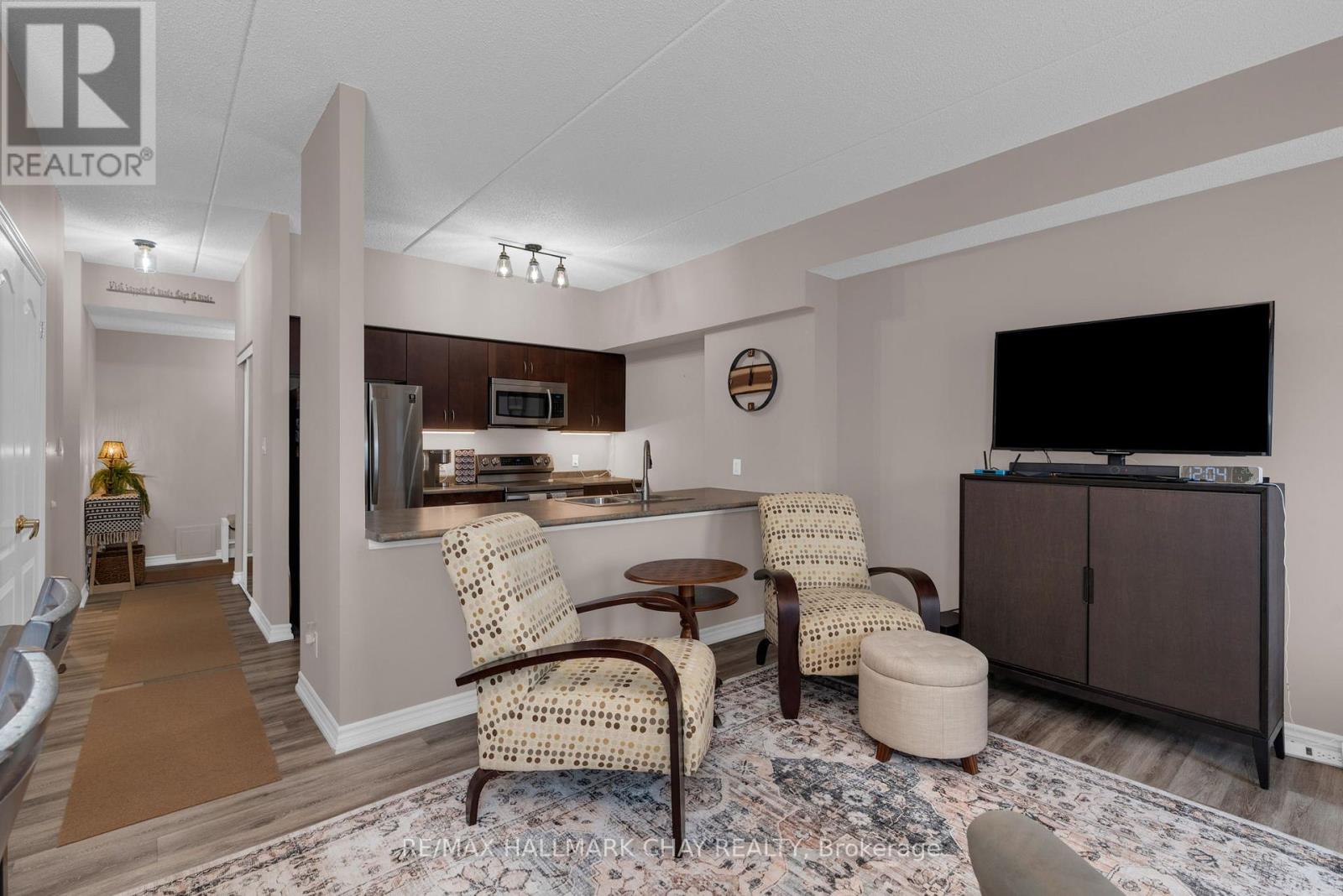 109 - 486 Laclie Street, Orillia, Ontario  L3V 4P9 - Photo 7 - S12968918