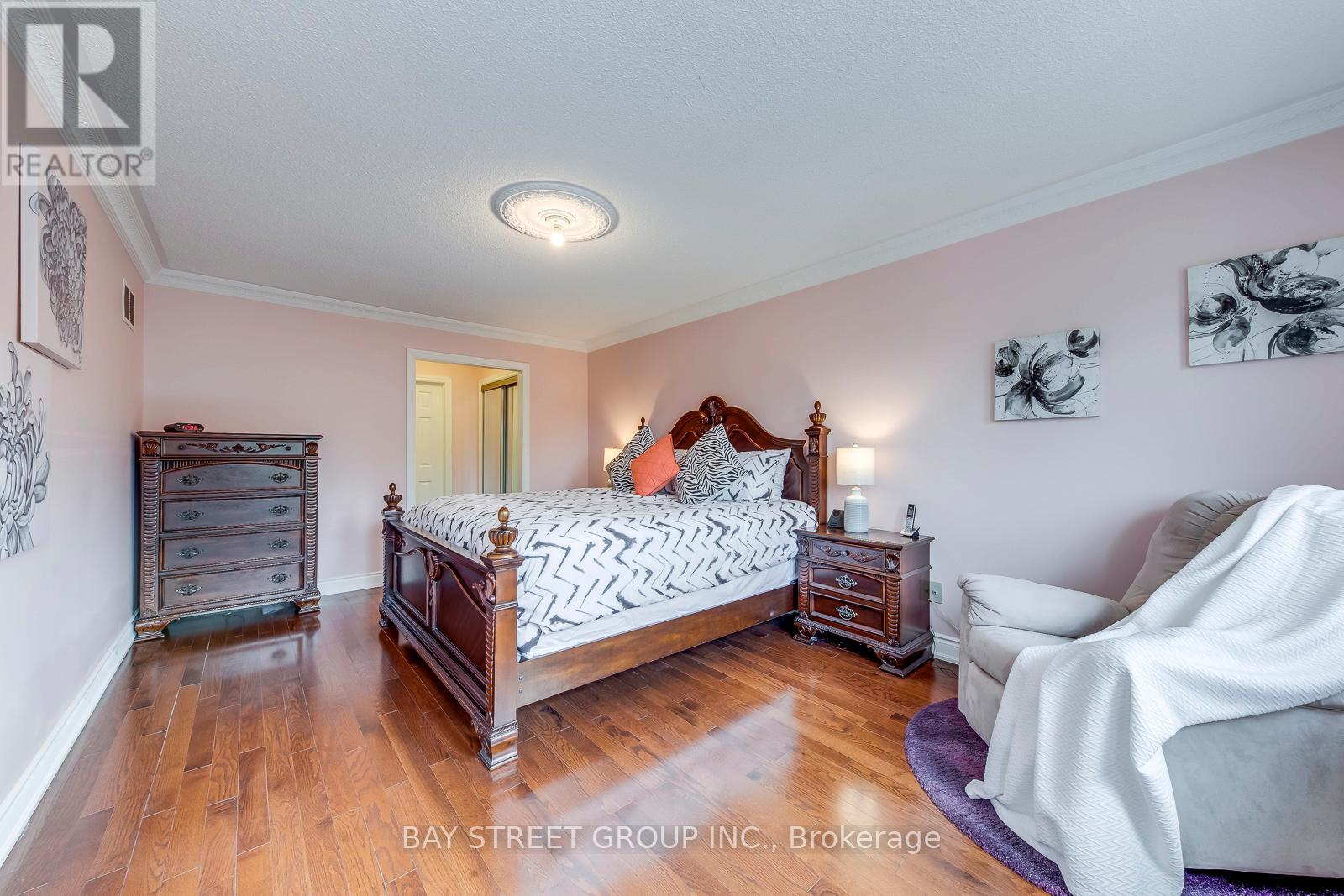 1394 Peartree Circle, Oakville, Ontario  L6M 2J1 - Photo 29 - W12968792