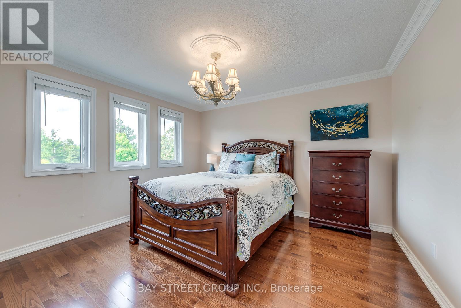 1394 Peartree Circle, Oakville, Ontario  L6M 2J1 - Photo 36 - W12968792