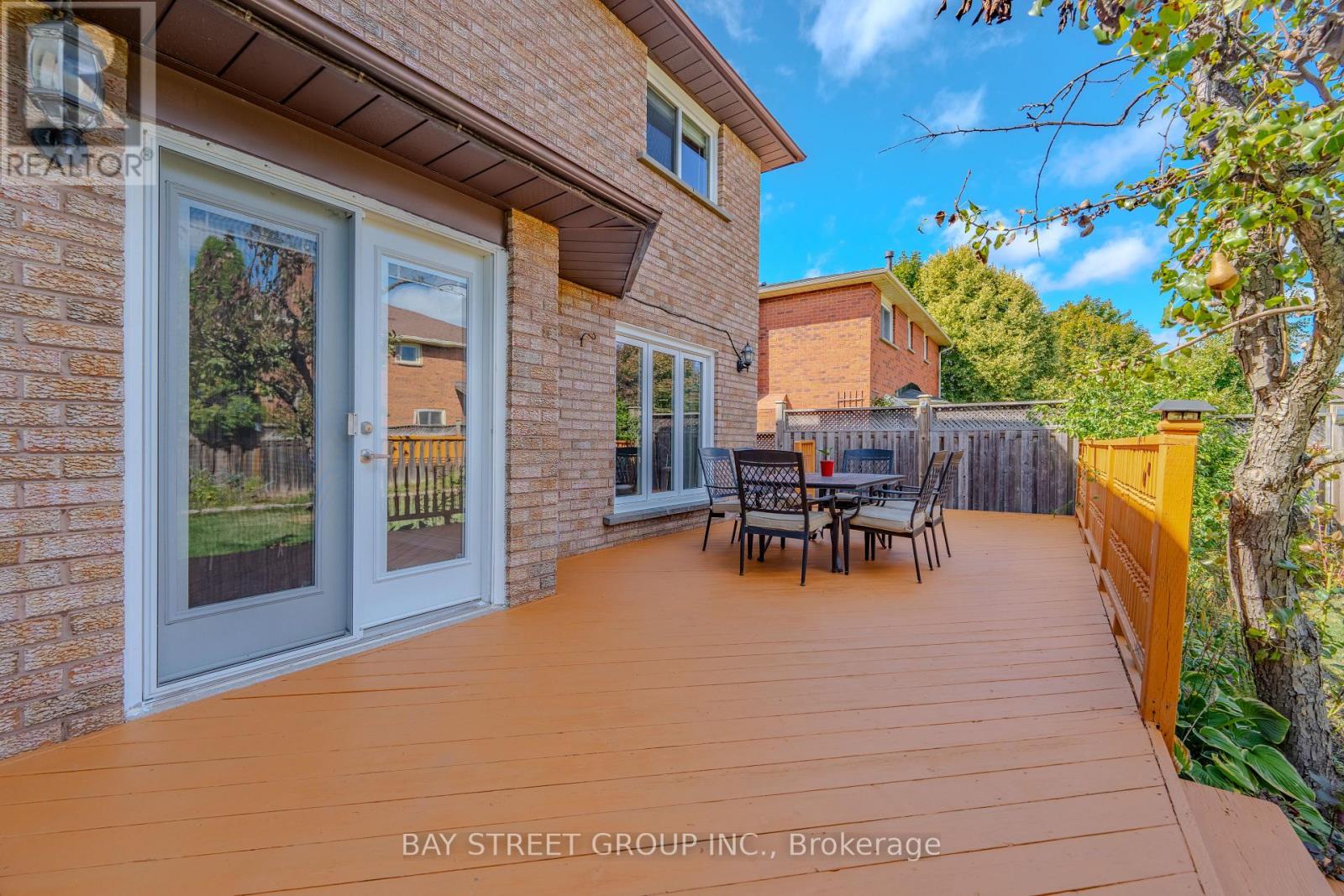 1394 Peartree Circle, Oakville, Ontario  L6M 2J1 - Photo 46 - W12968792