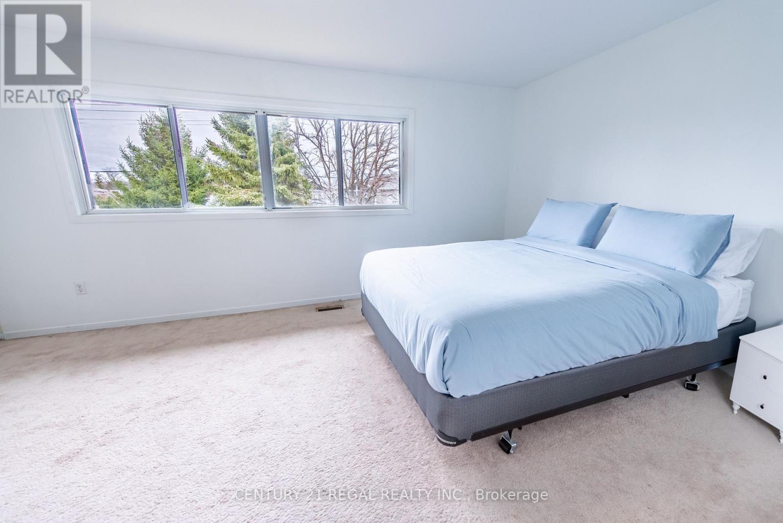 5 - 4 Bradbrook Road, Toronto, Ontario  M8Z 5V3 - Photo 15 - W12968820