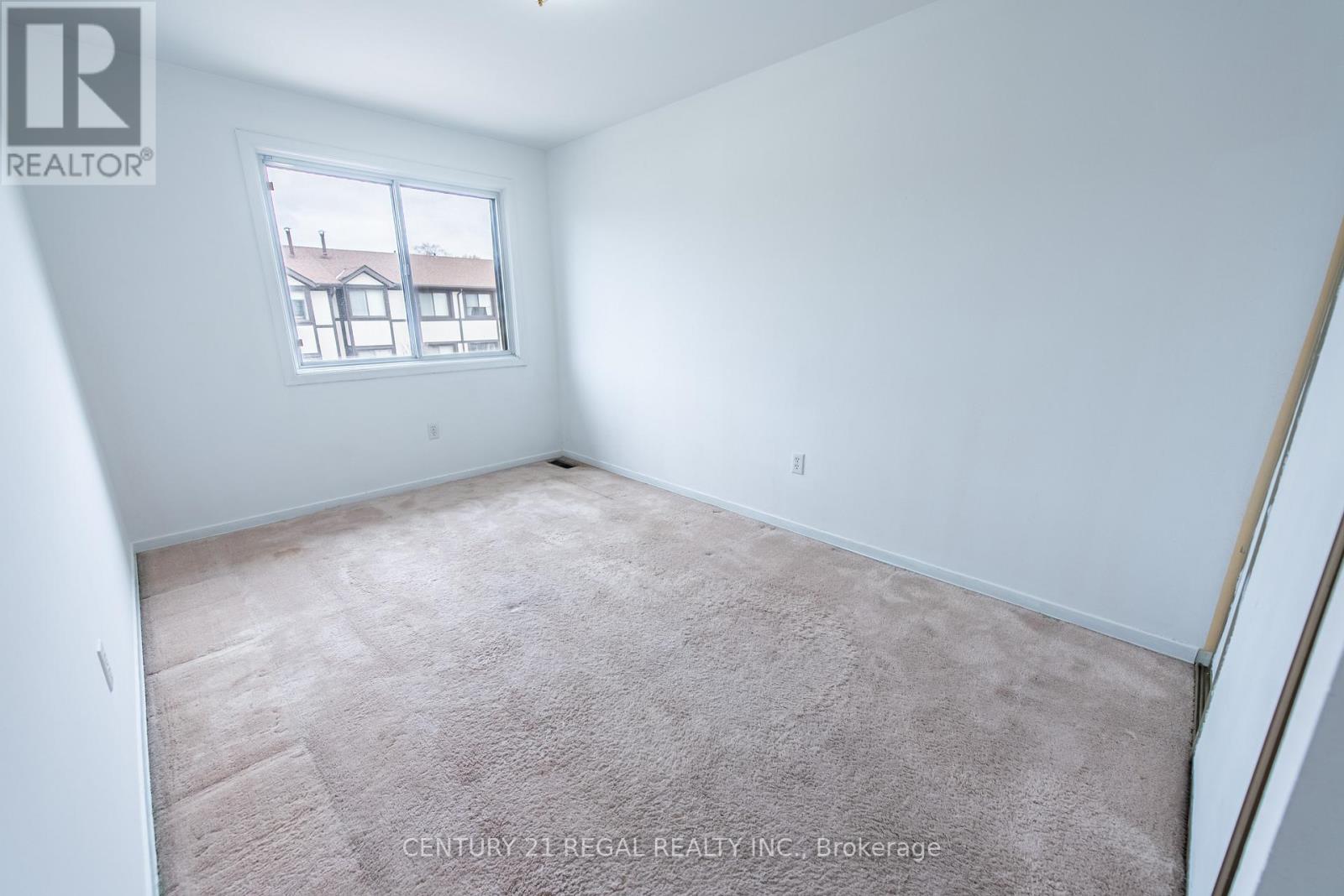 5 - 4 Bradbrook Road, Toronto, Ontario  M8Z 5V3 - Photo 19 - W12968820