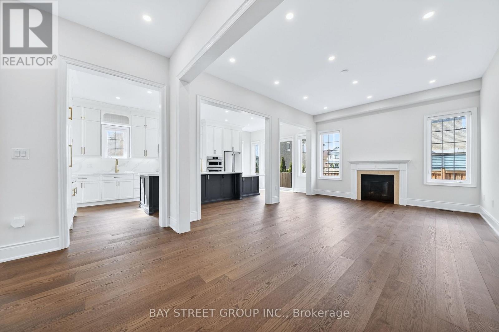 3178 Buttonbush Trail, Oakville, Ontario  L6H 0T4 - Photo 14 - W12968840