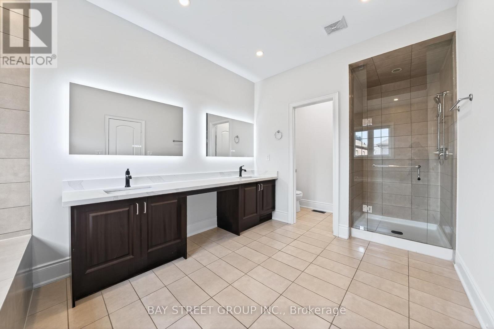 3178 Buttonbush Trail, Oakville, Ontario  L6H 0T4 - Photo 26 - W12968840