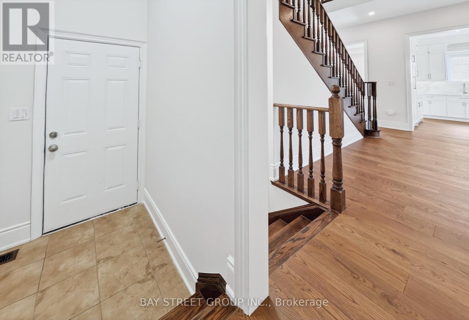 3178 Buttonbush Trail, Oakville, Ontario  L6H 0T4 - Photo 35 - W12968840