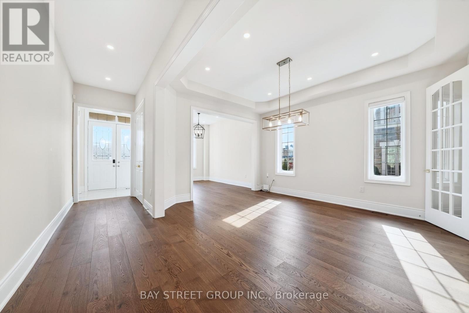 3178 Buttonbush Trail, Oakville, Ontario  L6H 0T4 - Photo 6 - W12968840