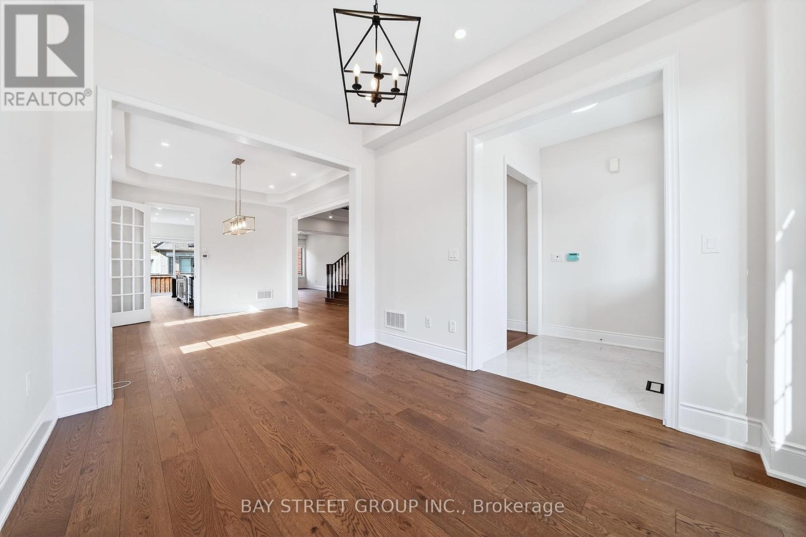 3178 Buttonbush Trail, Oakville, Ontario  L6H 0T4 - Photo 7 - W12968840