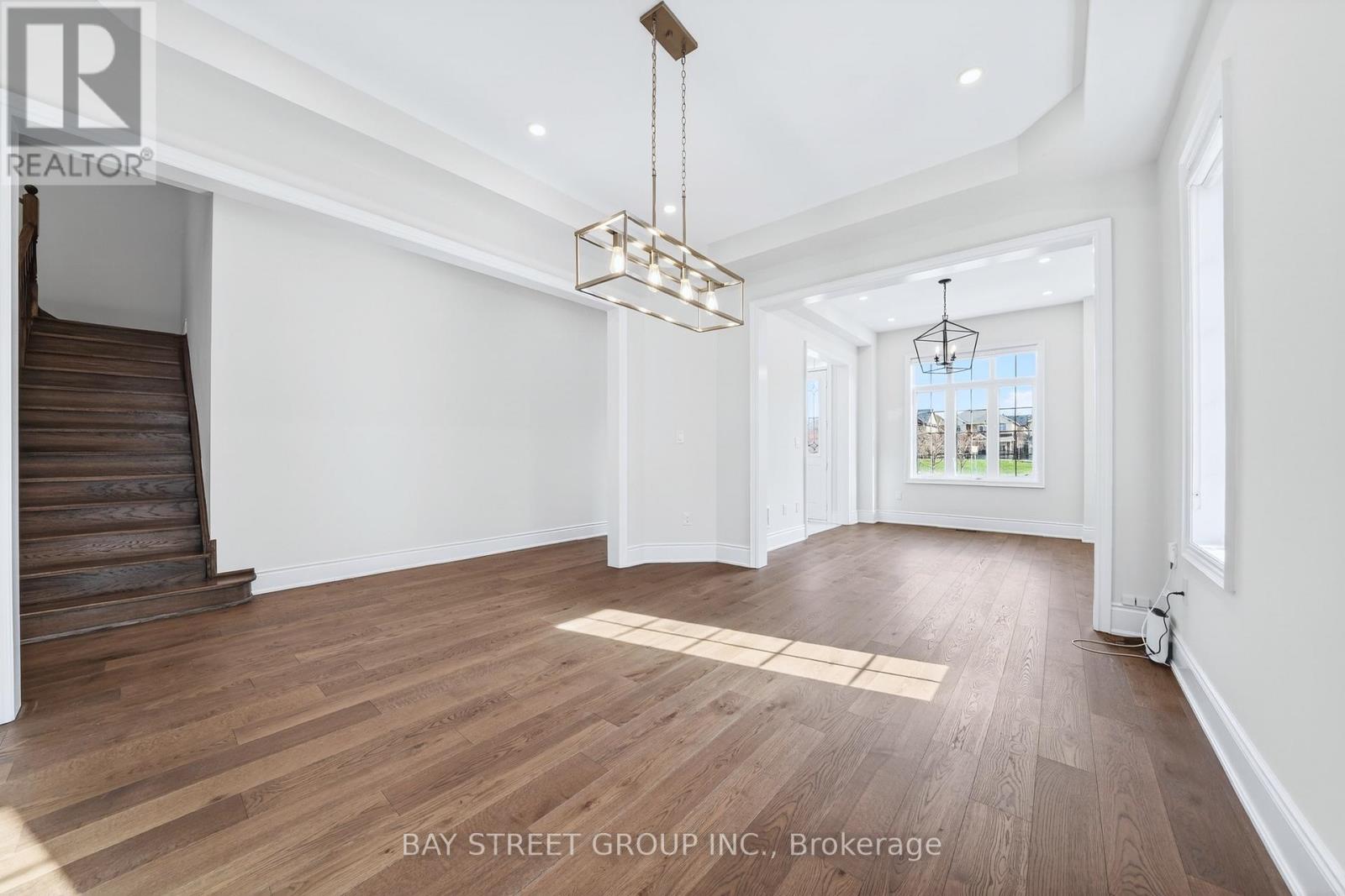 3178 Buttonbush Trail, Oakville, Ontario  L6H 0T4 - Photo 8 - W12968840