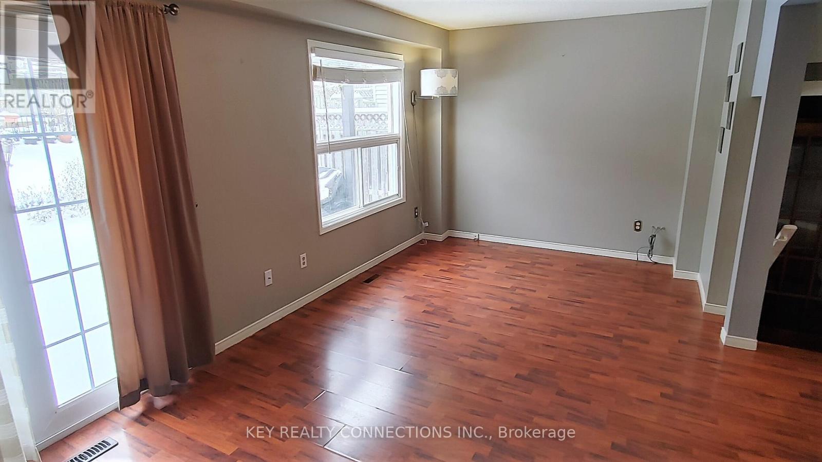 318 Michael Drive, Orangeville, Ontario  L9W 4M5 - Photo 8 - W12968870