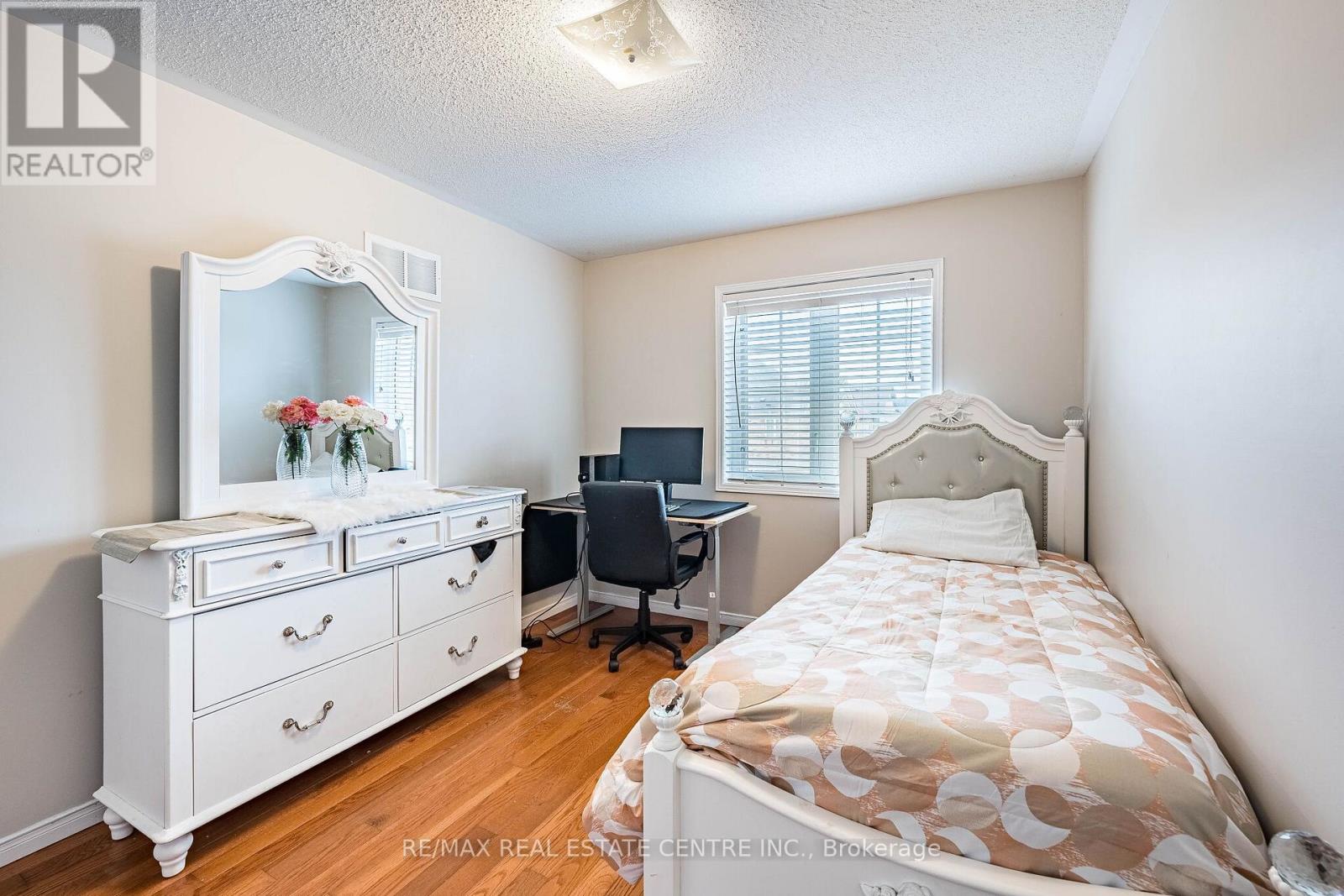 22 Tanasi Road, Brampton, Ontario  L6X 0K4 - Photo 23 - W12968884