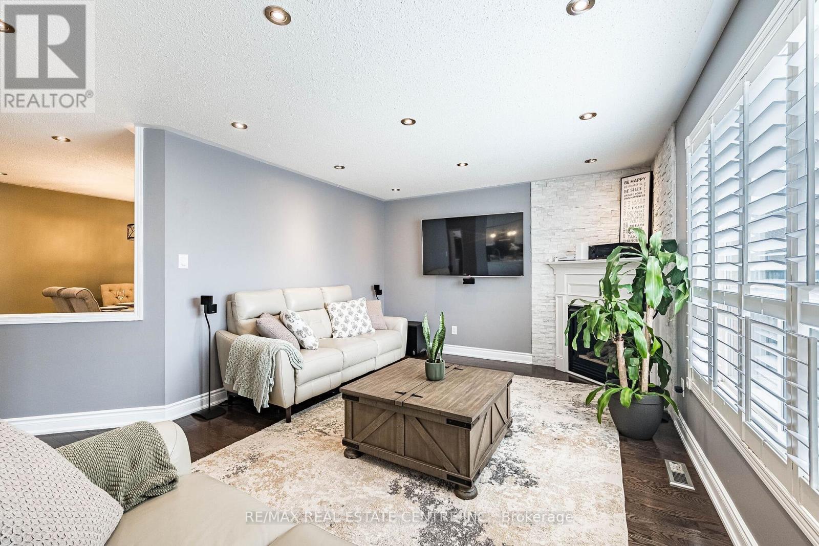 43 Briarcroft Road, Brampton, Ontario  L7A 1X7 - Photo 11 - W12968888