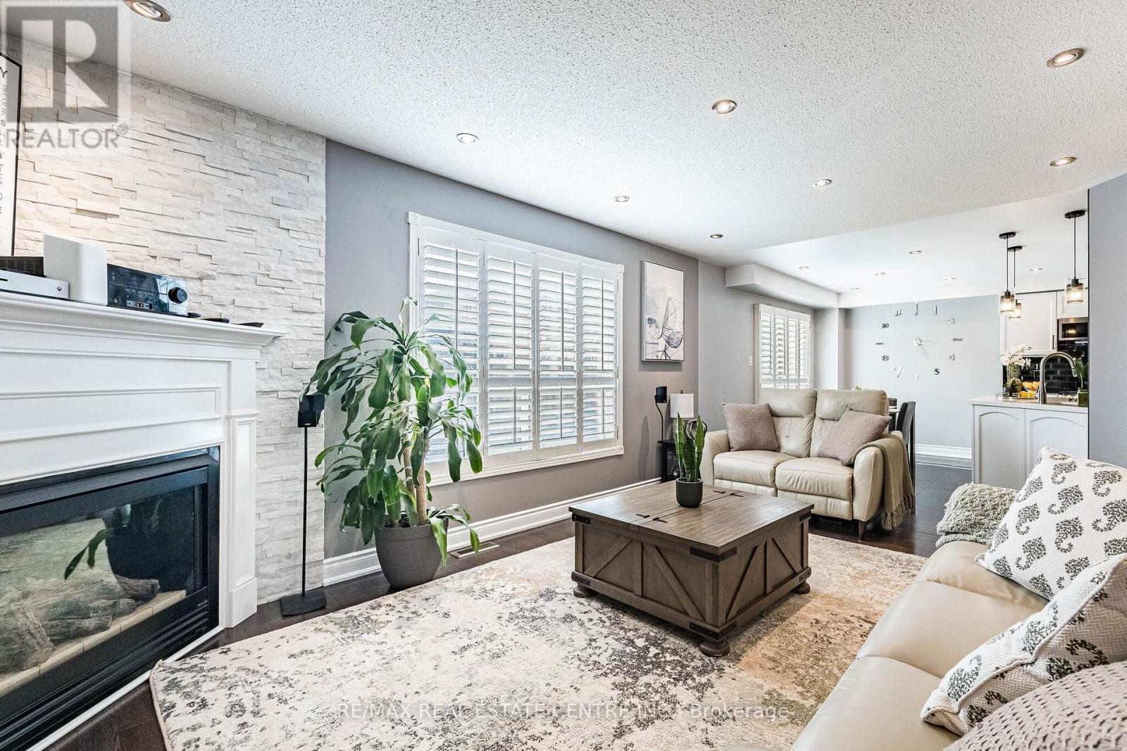 43 Briarcroft Road, Brampton, Ontario  L7A 1X7 - Photo 12 - W12968888