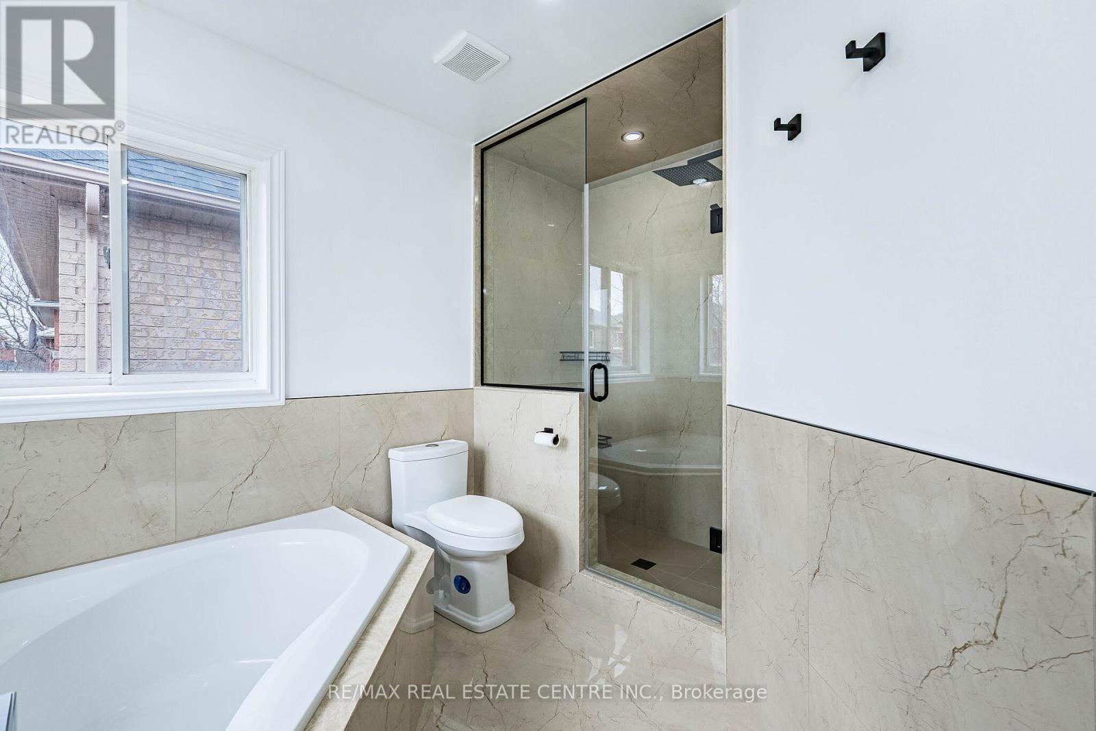 43 Briarcroft Road, Brampton, Ontario  L7A 1X7 - Photo 23 - W12968888