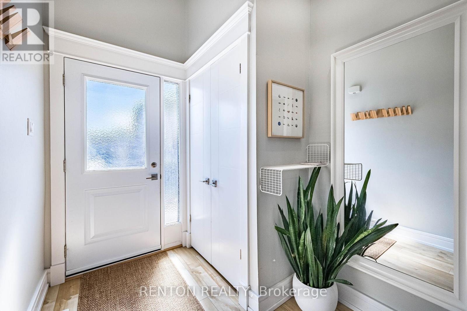 6 - 1536 Sixth Line, Oakville, Ontario  L6H 2P2 - Photo 3 - W12968926