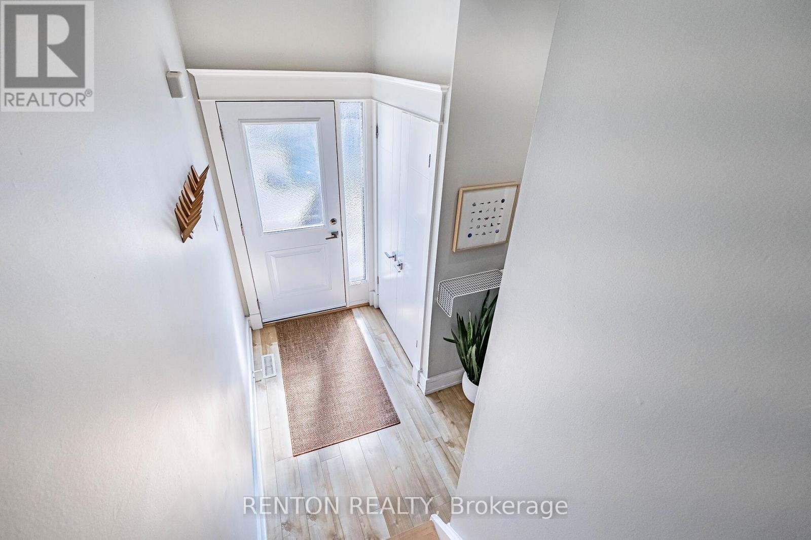 6 - 1536 Sixth Line, Oakville, Ontario  L6H 2P2 - Photo 4 - W12968926