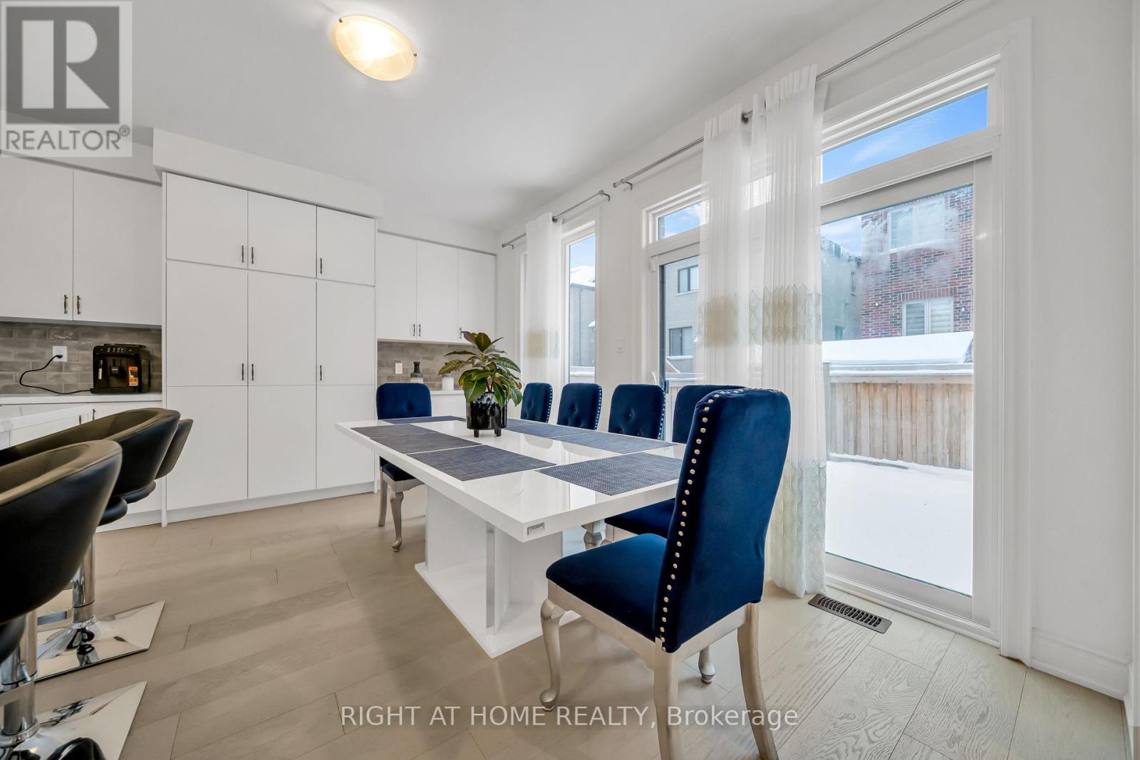 171 Great Falls Boulevard, Hamilton, Ontario  L8B 1Y6 - Photo 14 - X12968788