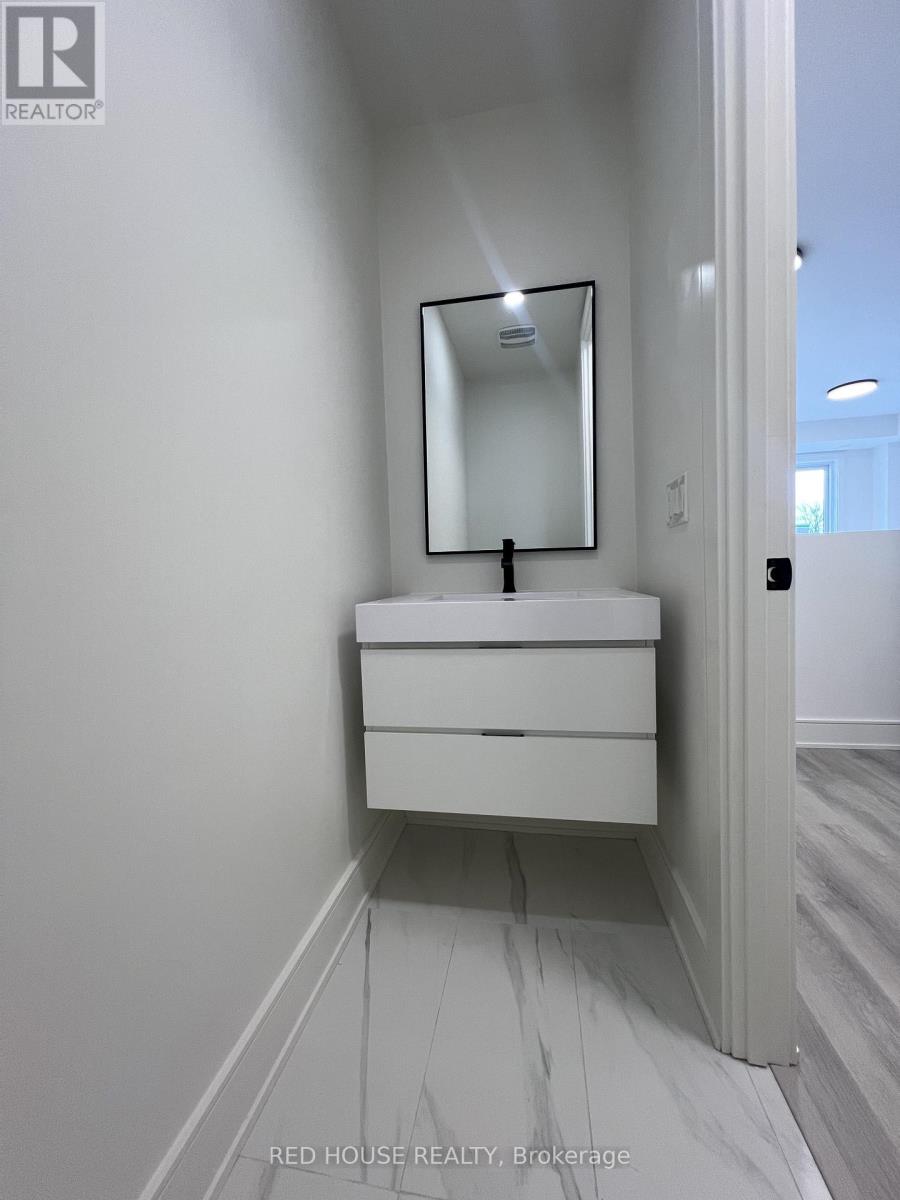 158 Everett Common, St. Catharines, Ontario  L2P 0G7 - Photo 13 - X12968834