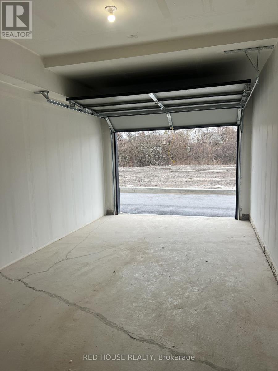 158 Everett Common, St. Catharines, Ontario  L2P 0G7 - Photo 38 - X12968834