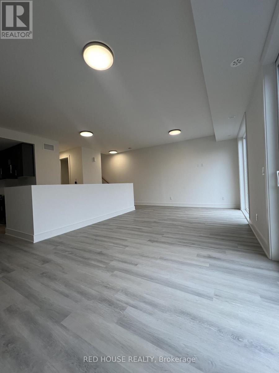 158 Everett Common, St. Catharines, Ontario  L2P 0G7 - Photo 7 - X12968834