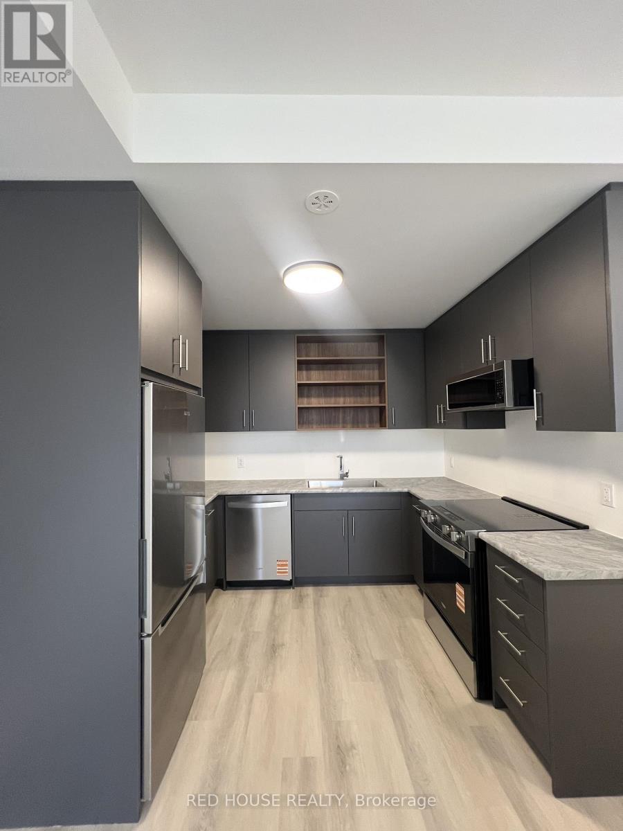 158 Everett Common, St. Catharines, Ontario  L2P 0G7 - Photo 8 - X12968834