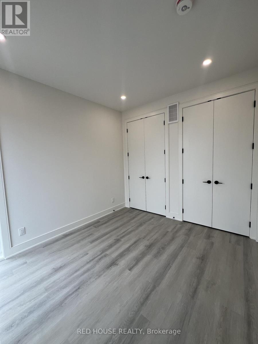 174 Everett Common, St. Catharines, Ontario  L2P 0G7 - Photo 12 - X12968836