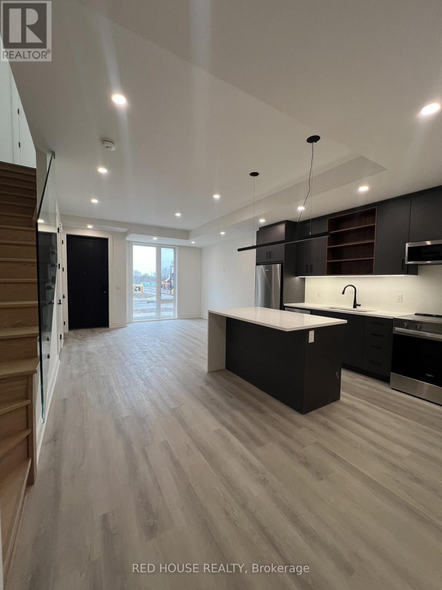 174 Everett Common, St. Catharines, Ontario  L2P 0G7 - Photo 4 - X12968836