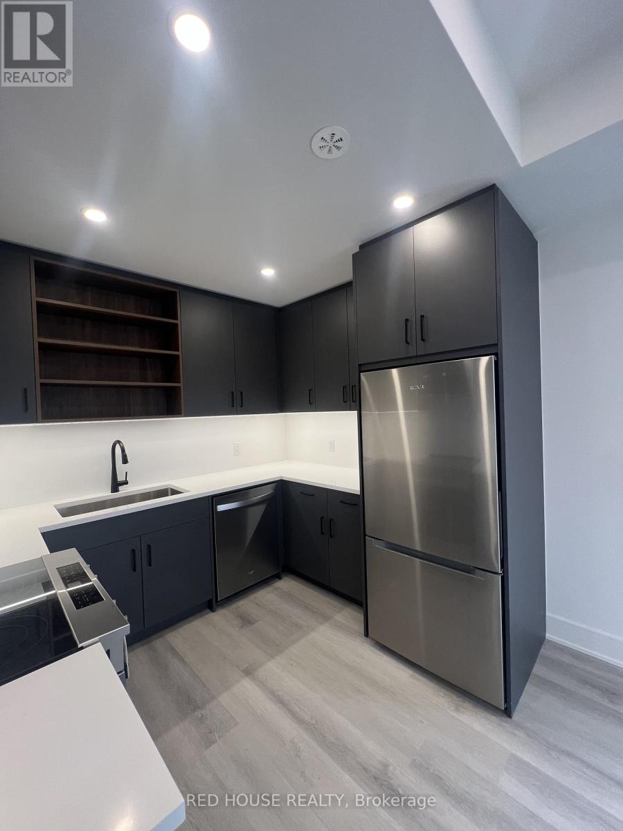 176 Everett Common, St. Catharines, Ontario  L2P 0G7 - Photo 10 - X12968838