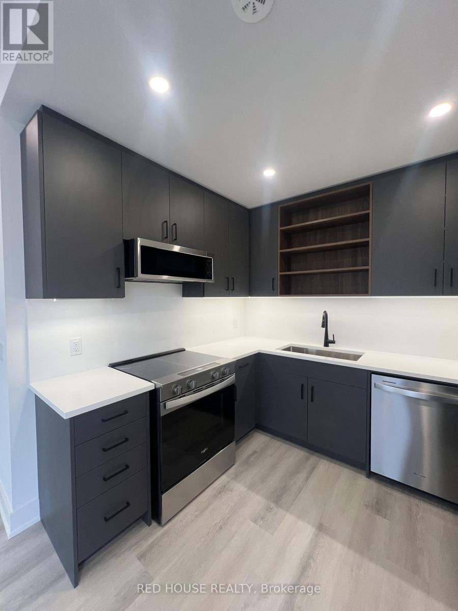 176 Everett Common, St. Catharines, Ontario  L2P 0G7 - Photo 11 - X12968838