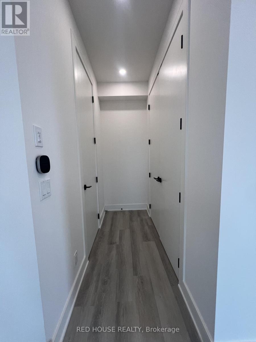 176 Everett Common, St. Catharines, Ontario  L2P 0G7 - Photo 12 - X12968838