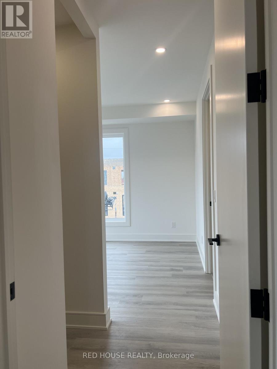 176 Everett Common, St. Catharines, Ontario  L2P 0G7 - Photo 25 - X12968838