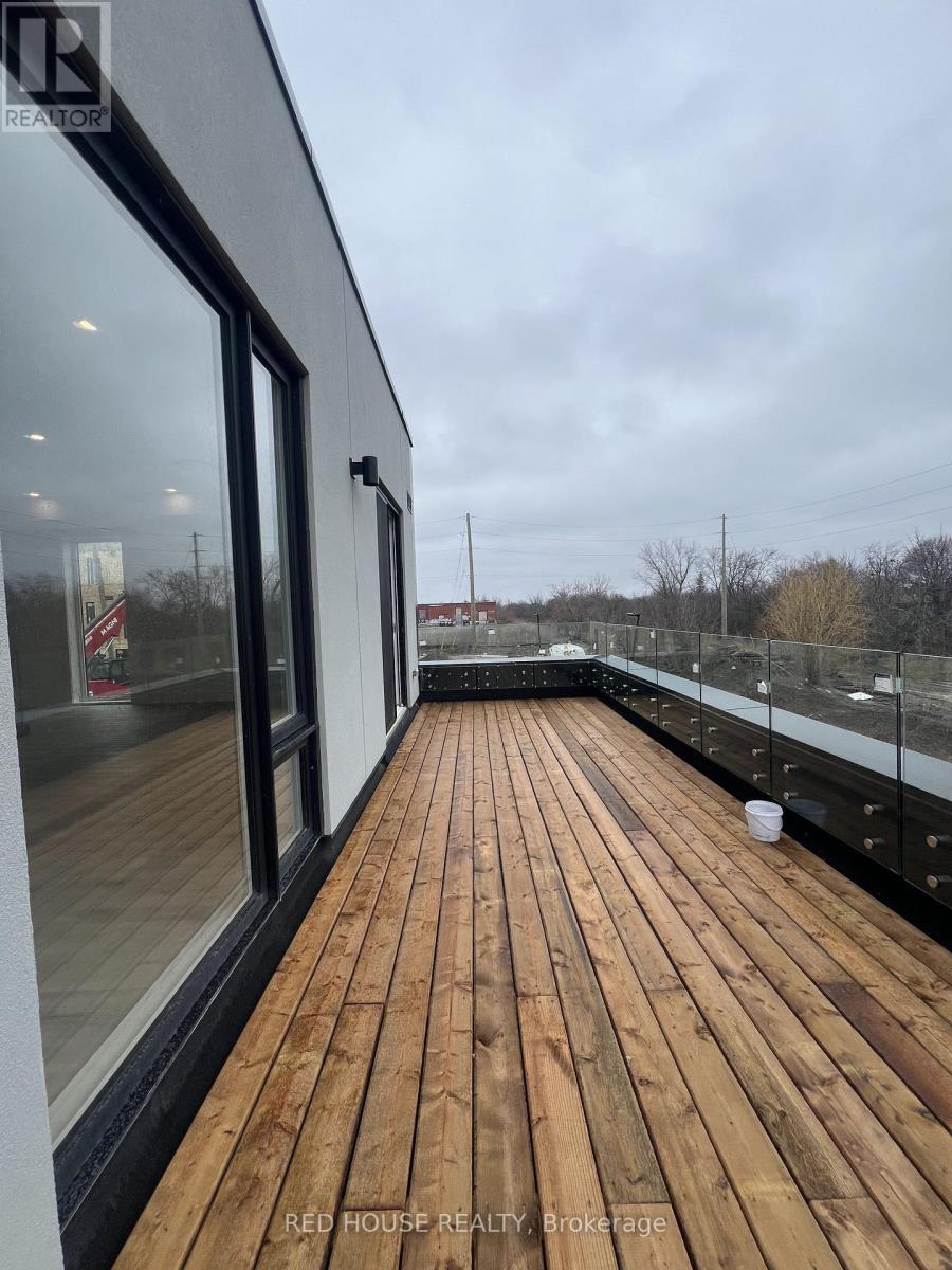 176 Everett Common, St. Catharines, Ontario  L2P 0G7 - Photo 28 - X12968838