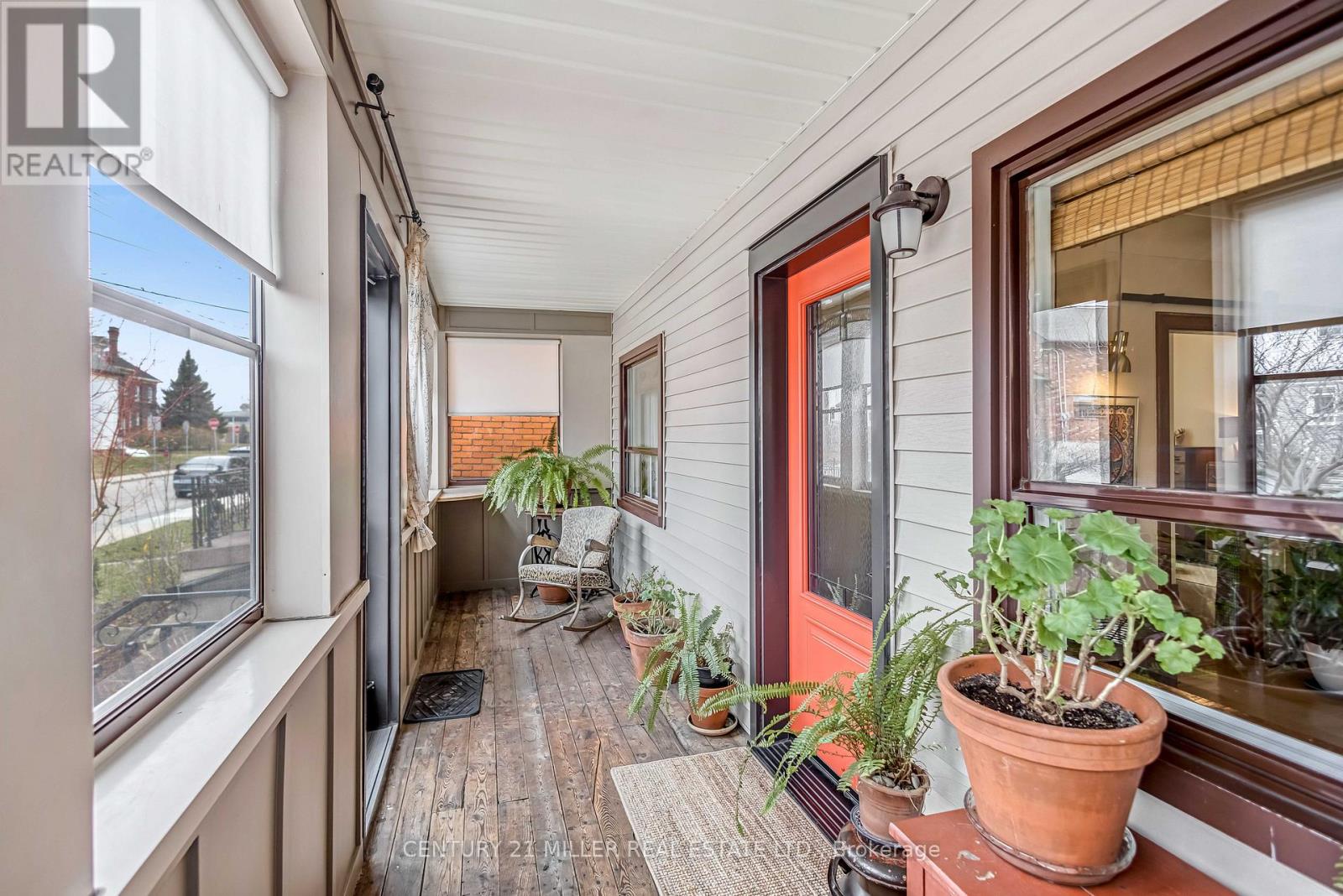 135 Macaulay Street E, Hamilton, Ontario  L8L 3X5 - Photo 3 - X12968868