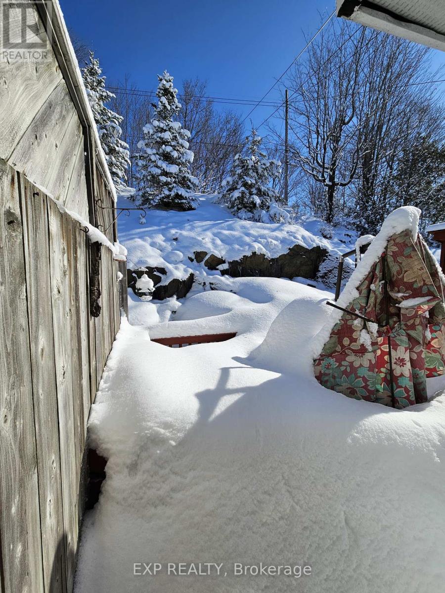 18 Valley Crescent, Elliot Lake, Ontario  P5A 2G6 - Photo 36 - X12968880