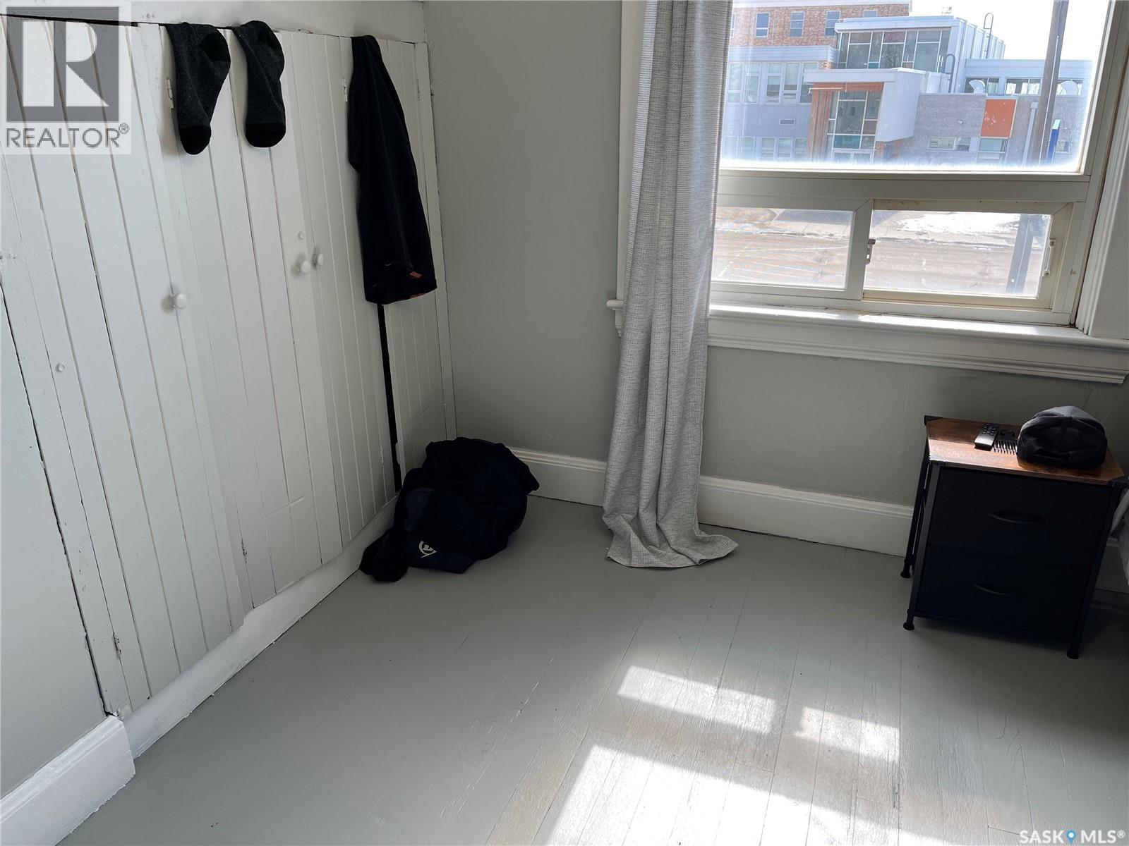 219 1st Avenue, Gravelbourg, Saskatchewan  S0H 1X0 - Photo 23 - SK032276