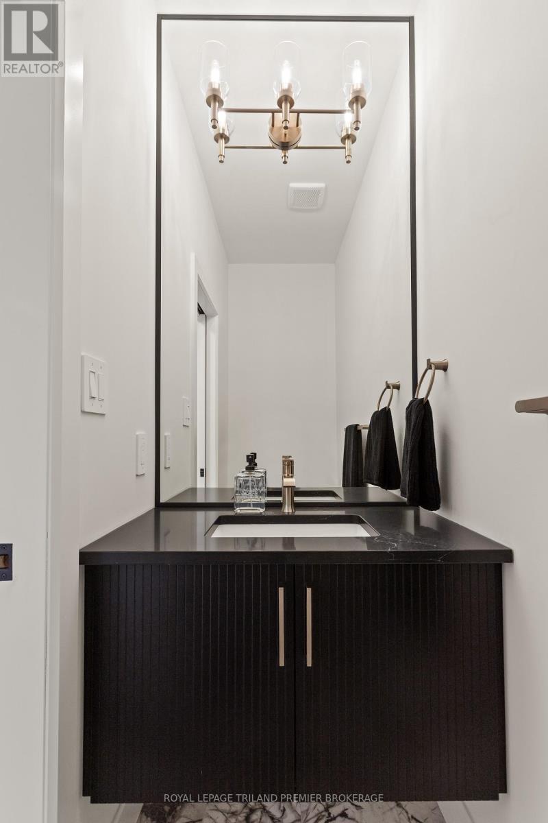 2831 Buroak Drive, London North, Ontario  N6G 0N7 - Photo 23 - X12969002