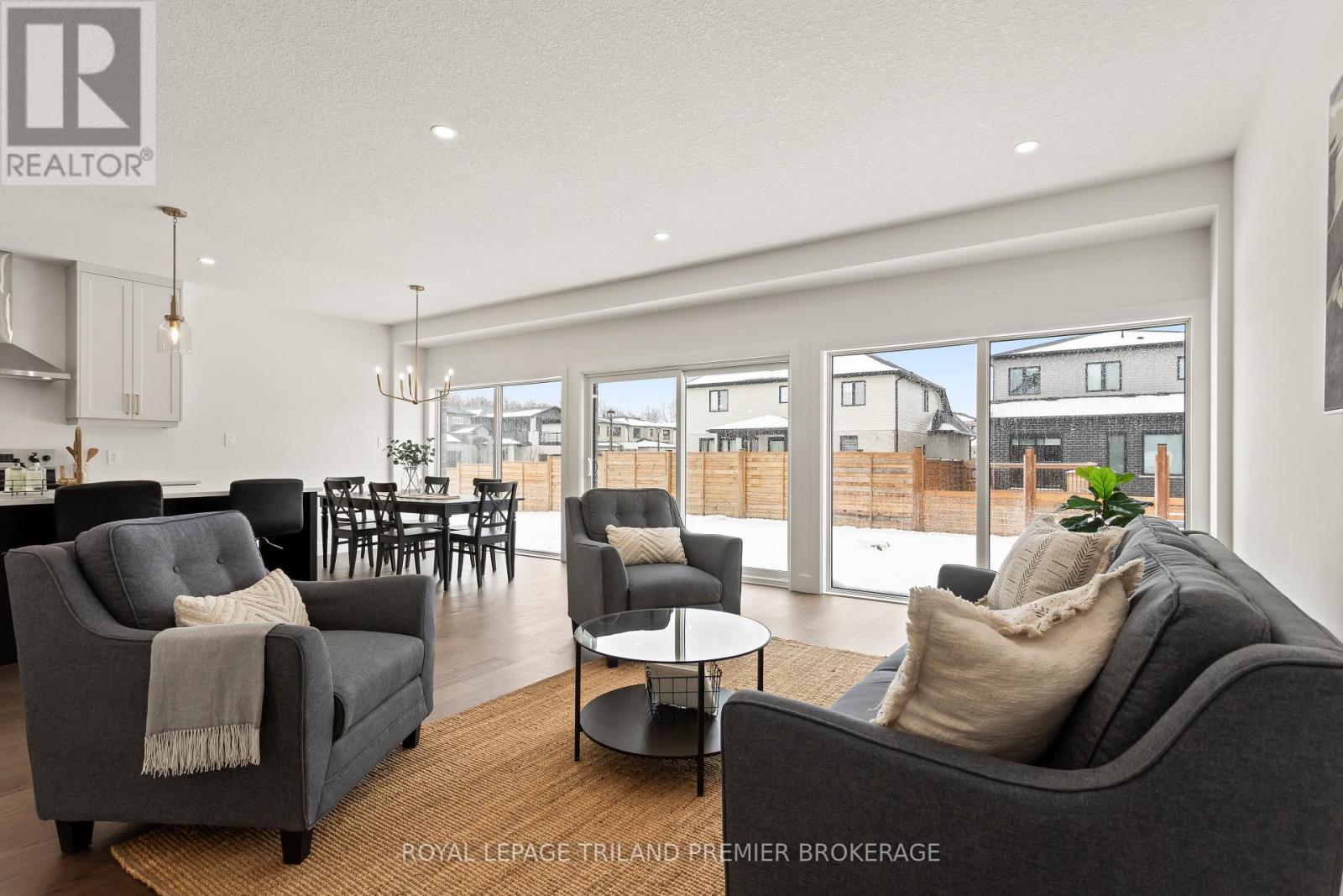 2831 Buroak Drive, London North, Ontario  N6G 0N7 - Photo 7 - X12969002