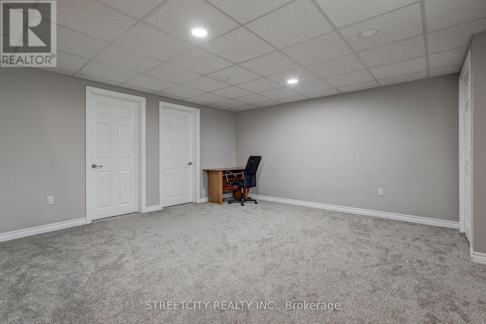 22 Walnut Street, St. Thomas, Ontario  N5R 2Y6 - Photo 38 - X12969006