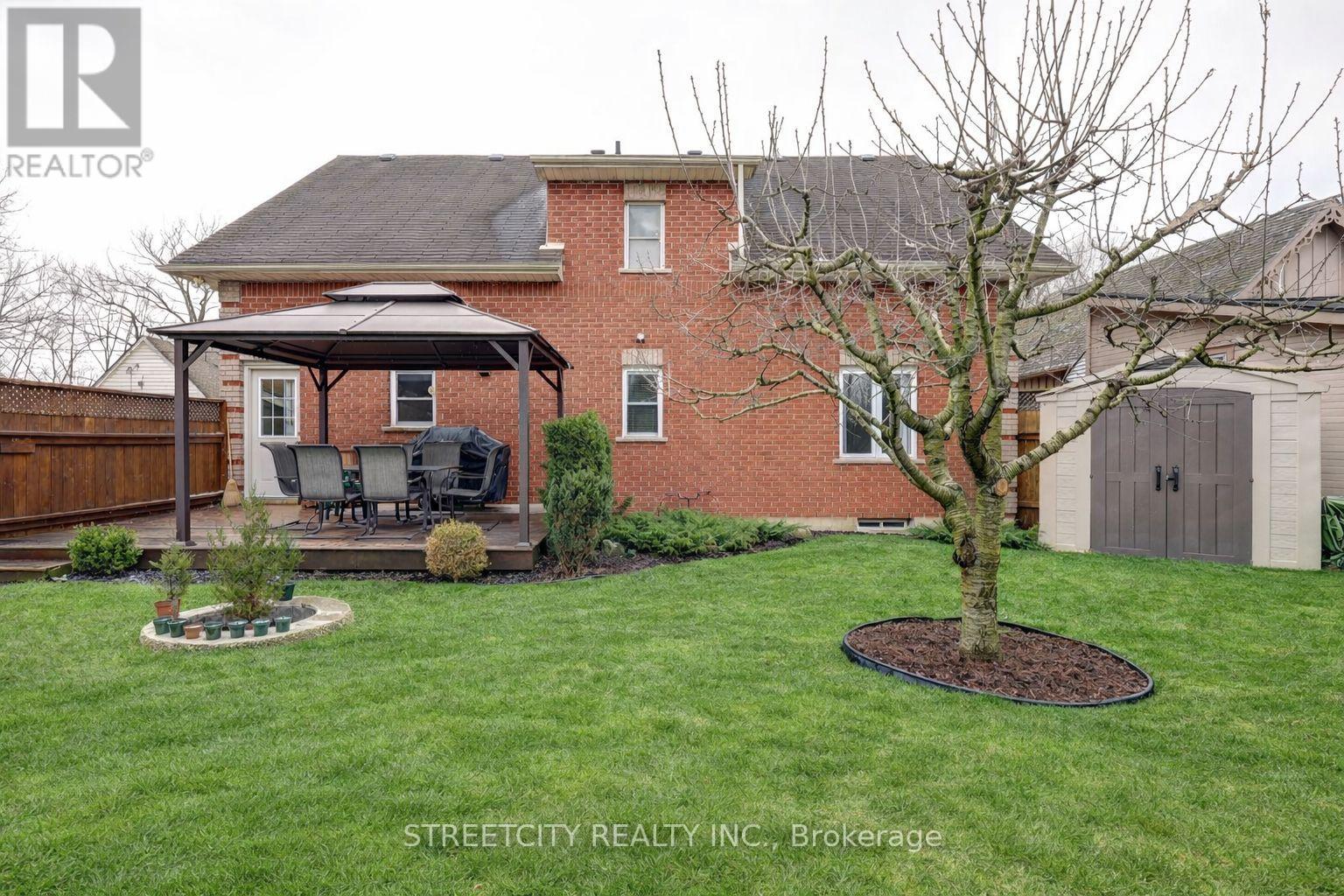 22 Walnut Street, St. Thomas, Ontario  N5R 2Y6 - Photo 41 - X12969006