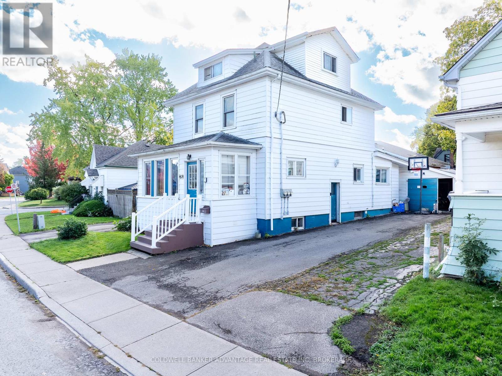 4674 Ryerson Crescent, Niagara Falls, Ontario  L2E 1E5 - Photo 1 - X12968944