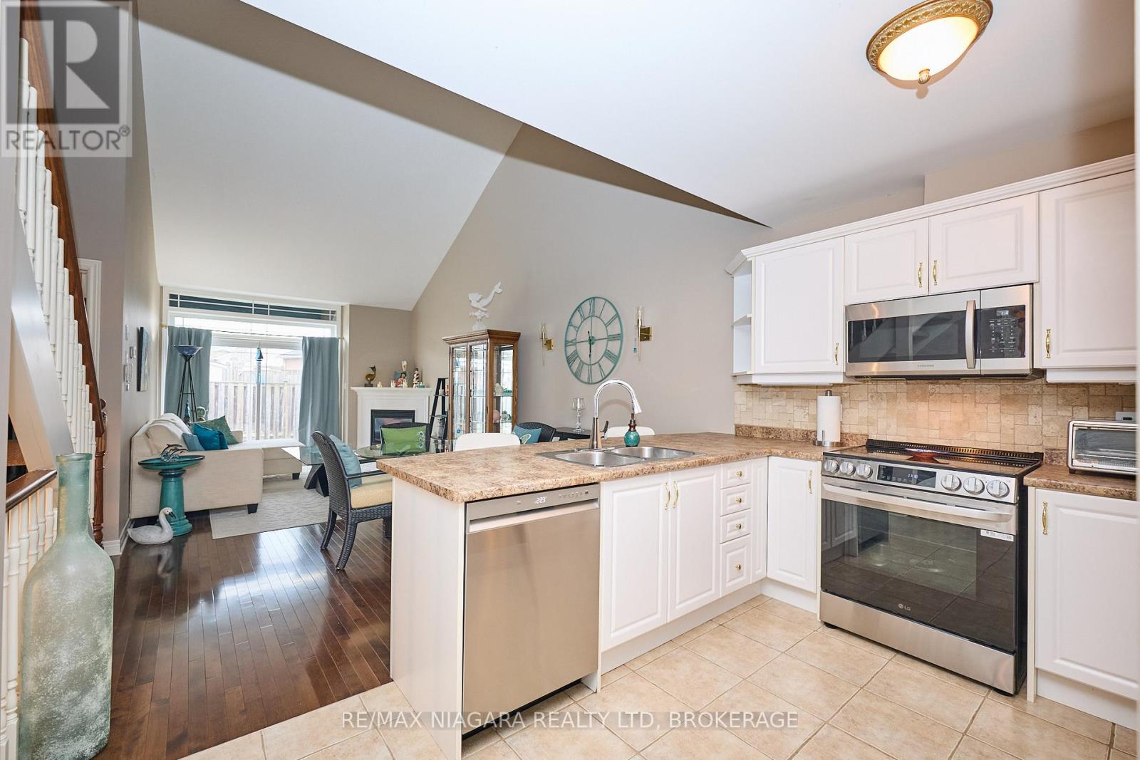 10 - 4300 Kalar Road, Niagara Falls, Ontario L2H 1S8 - Photo 12 - X12968970