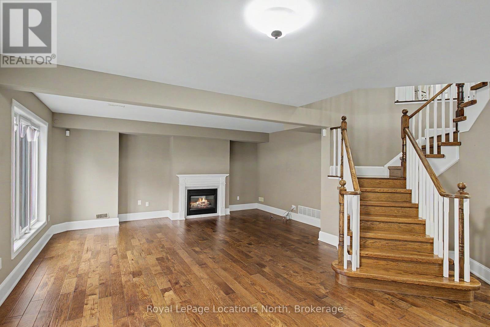 727 Madeline Heights N, Newmarket, Ontario  L3X 2J6 - Photo 18 - N12968938