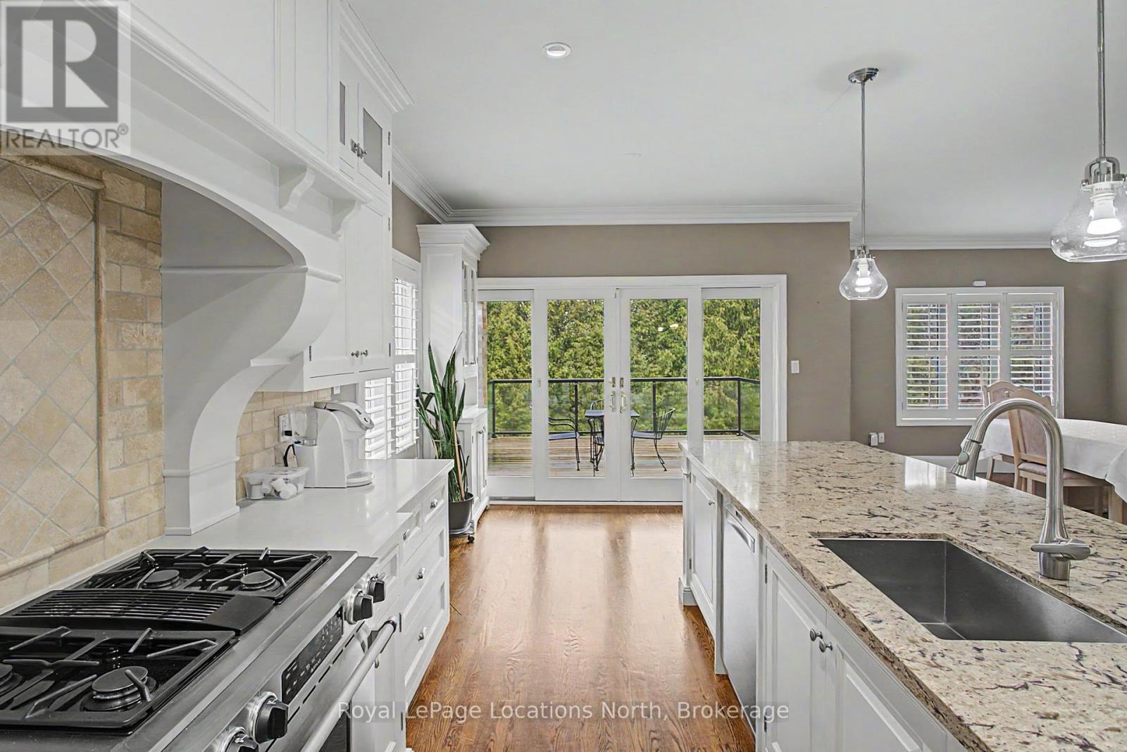 727 Madeline Heights N, Newmarket, Ontario  L3X 2J6 - Photo 7 - N12968938