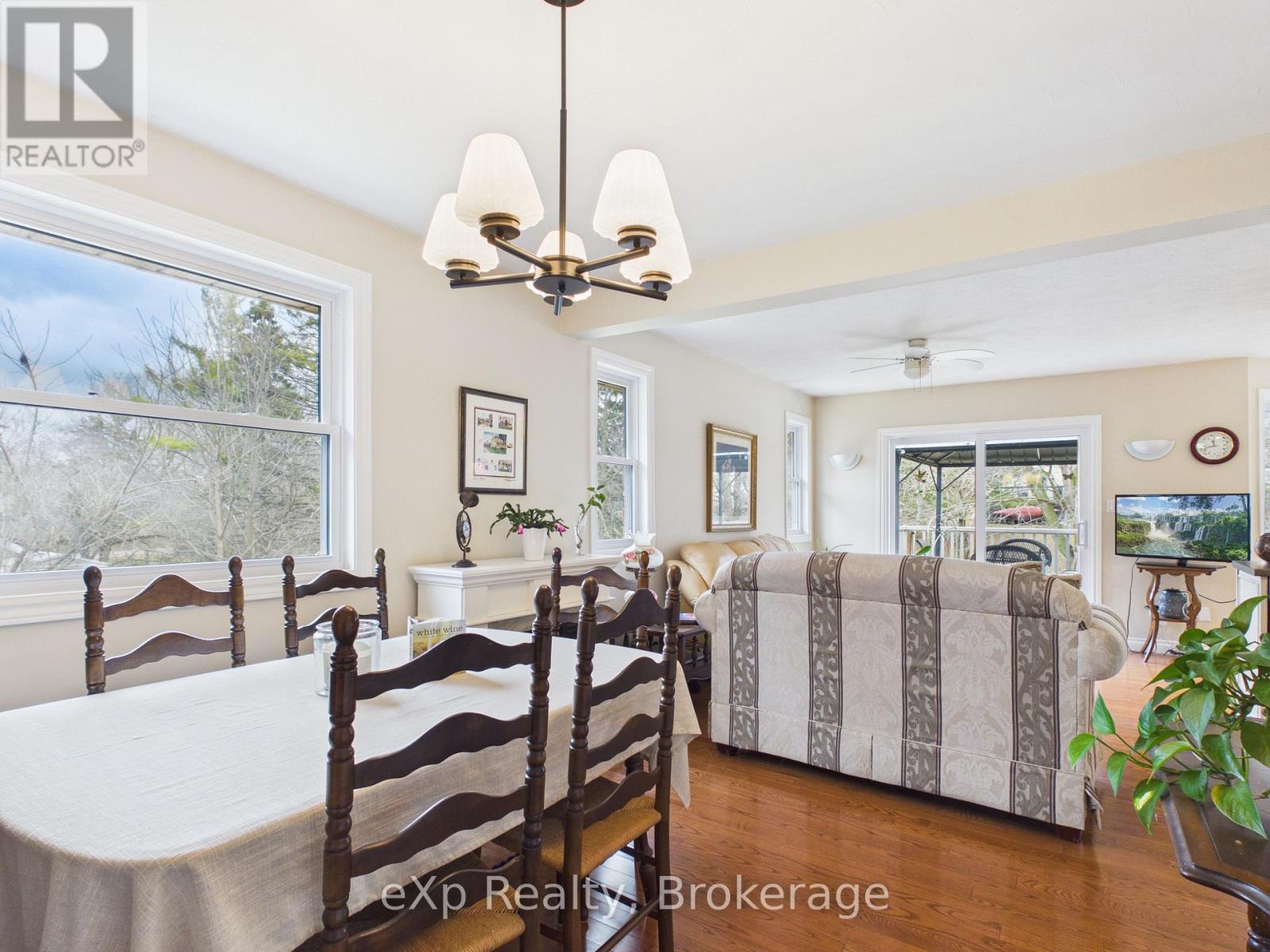 308 Mary Street, Brockton, Ontario  N0G 2V0 - Photo 11 - X12968966