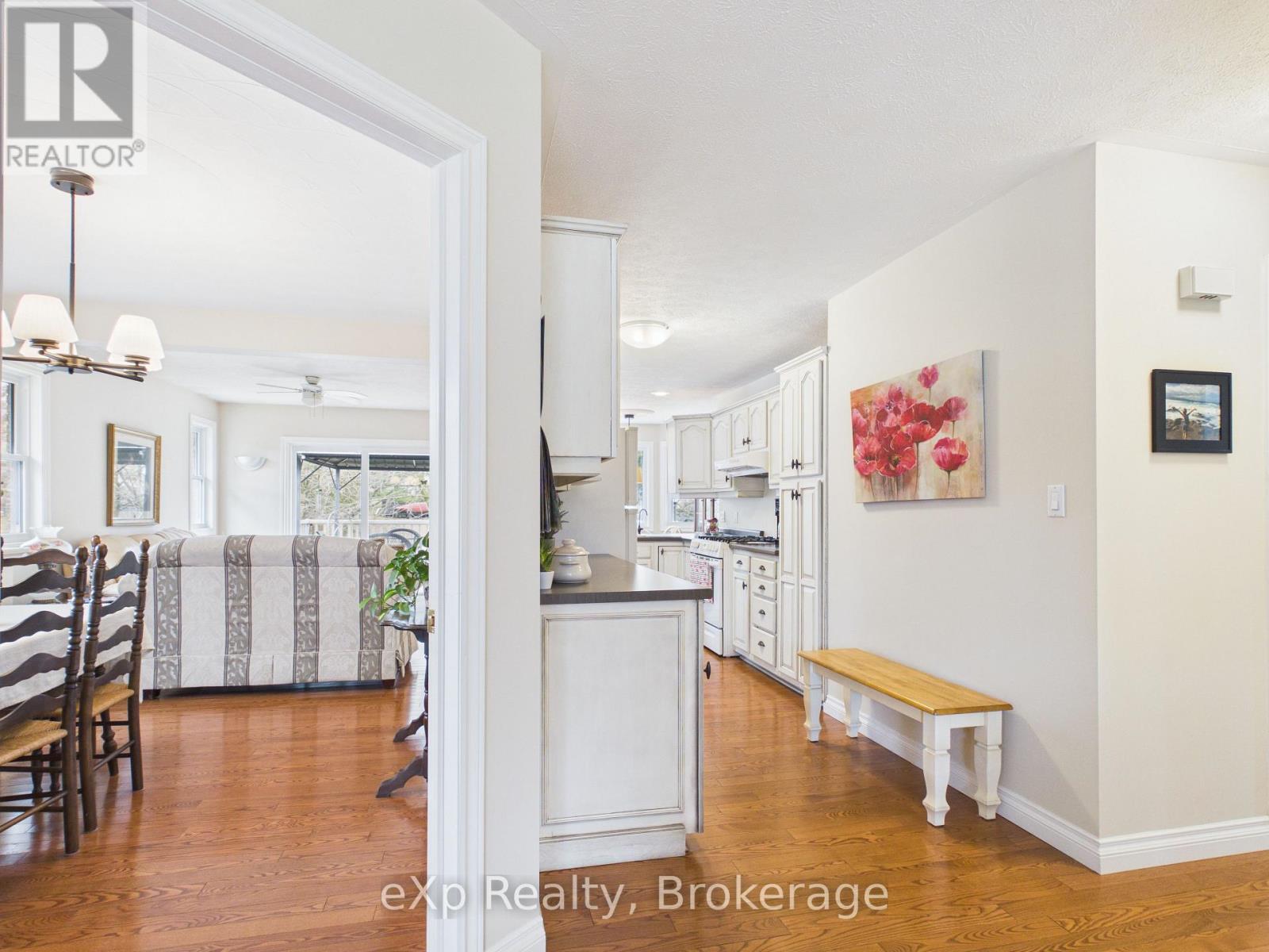 308 Mary Street, Brockton, Ontario  N0G 2V0 - Photo 6 - X12968966