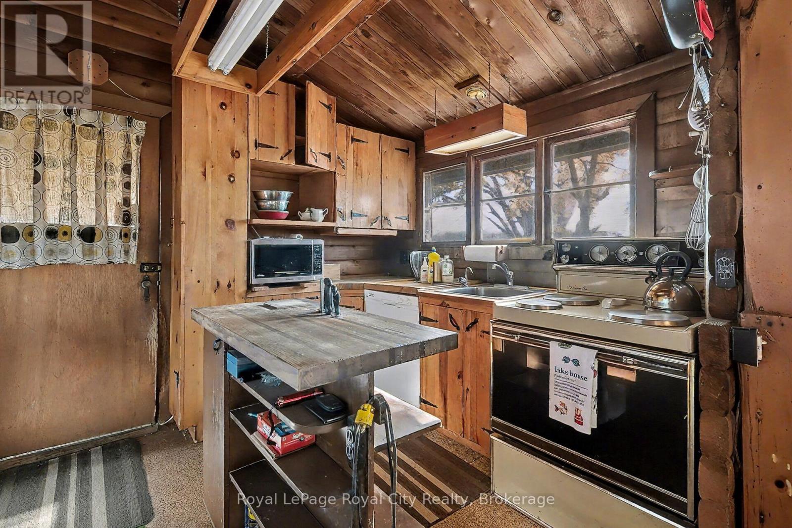 6361 16th Line, Minto, Ontario  N0G 1M0 - Photo 28 - X12969004