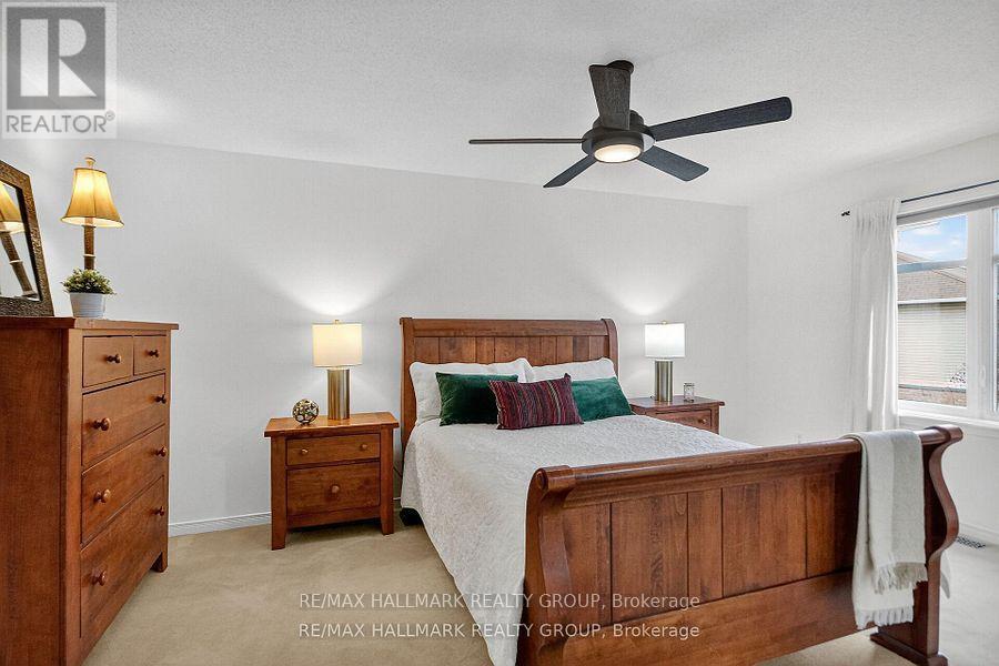 135 Gatespark Private, Ottawa, Ontario  K2T 1L1 - Photo 24 - X12815468
