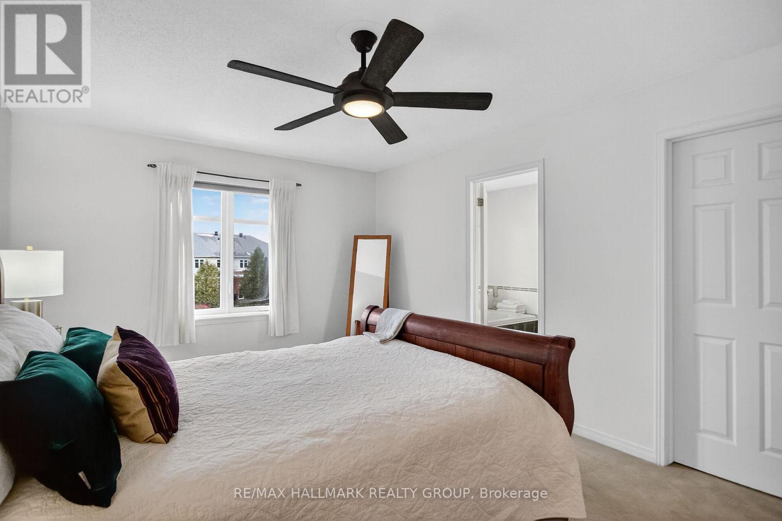 135 Gatespark Private, Ottawa, Ontario  K2T 1L1 - Photo 25 - X12815468